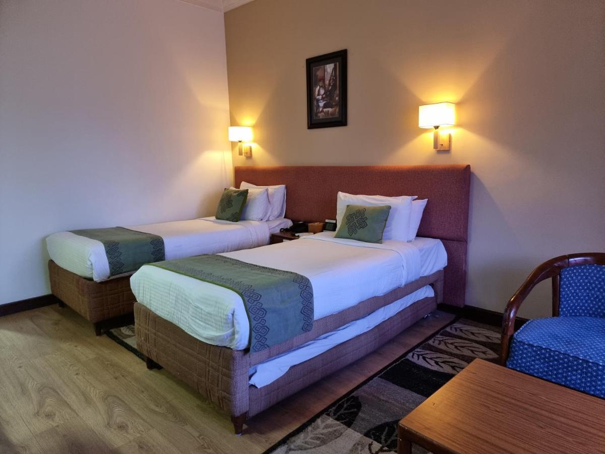 Hotel Nirvana By Luxury International Paklihwa Buitenkant foto